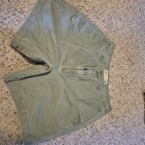 American Eagle Outfitters High-Rise Olive Green Shorts